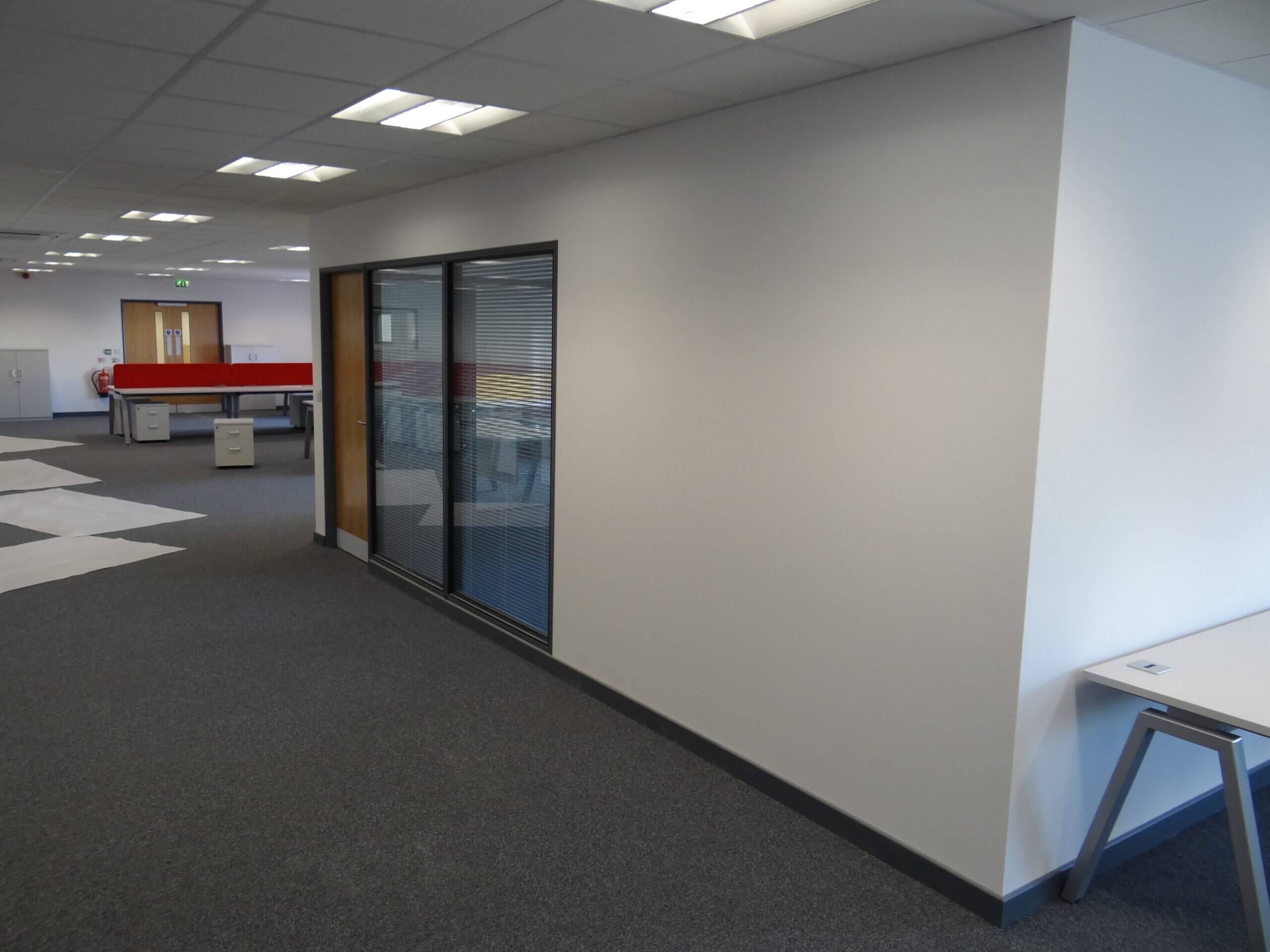Office Partitioning in centre of office