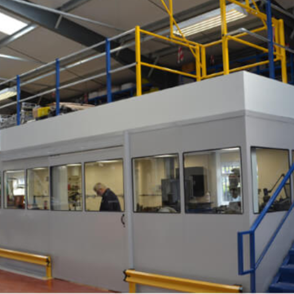 single skin steel partitioning installation